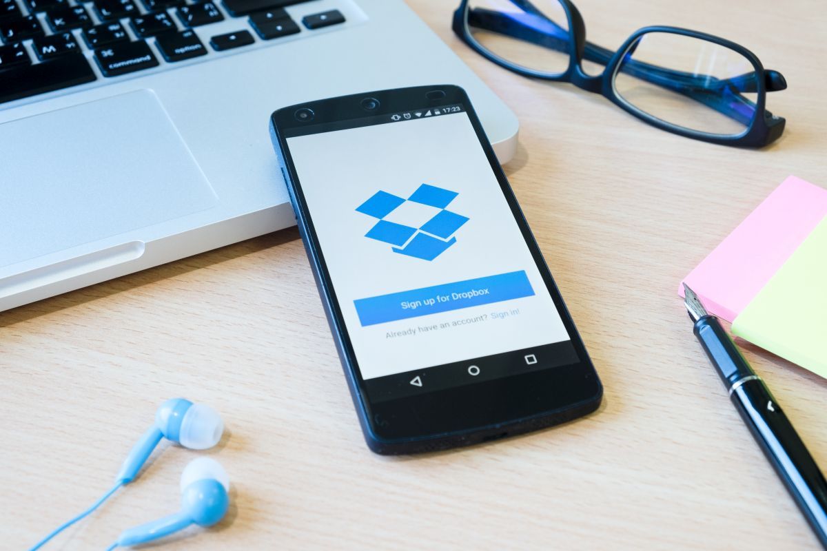 Alternatywa dla Google Drive i Dropbox, czyli VPS jako serwer NAS Alternatywa dla Google Drive i Dropbox, czyli VPS jako serwer NAS